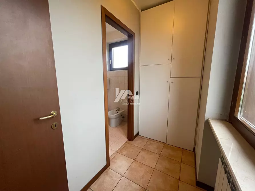 Immagine 9 di Monolocale in vendita  a Castel Mella