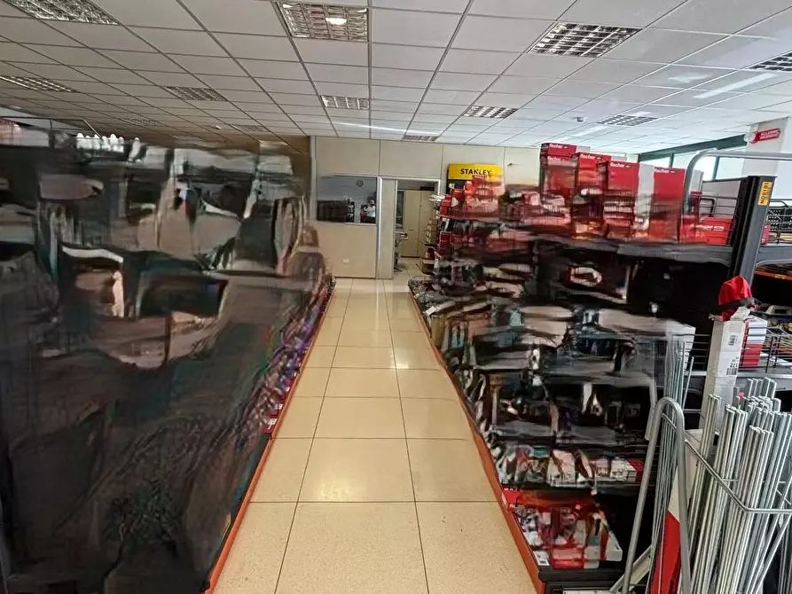 Immagine 9 di Attività artigianale in vendita  in Via Giovanni Scazzola 74 a Alessandria