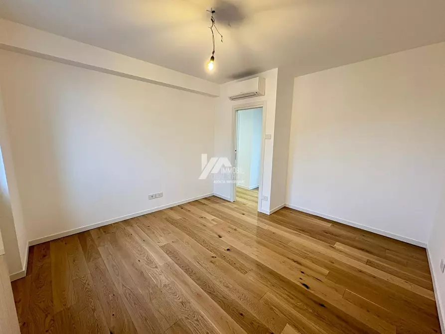 Immagine 17 di Trilocale in vendita  in Via Toscana 55 a Brescia