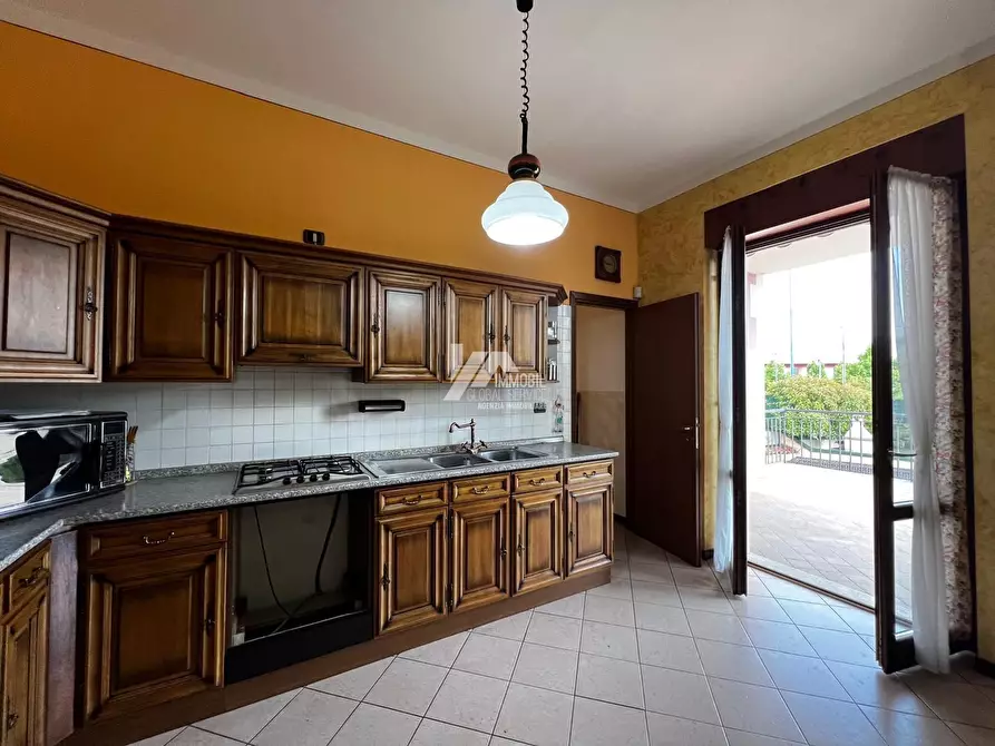 Immagine 8 di Quadrilocale in vendita  a Concesio