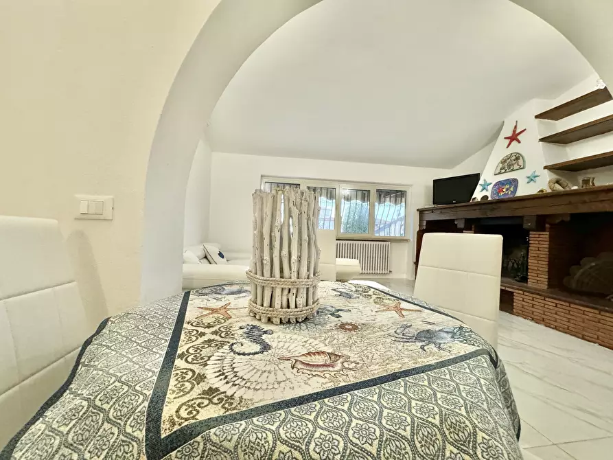 Immagine 14 di Porzione di casa in vendita  a Forte Dei Marmi