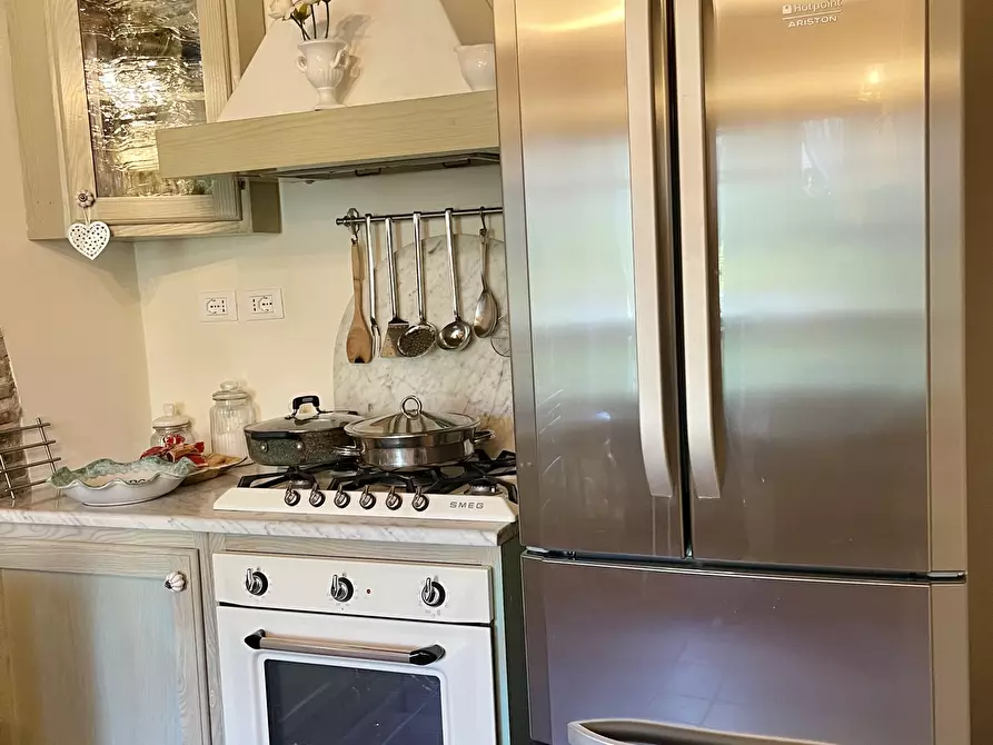 Immagine 9 di Rustico / casale in vendita  a Camaiore