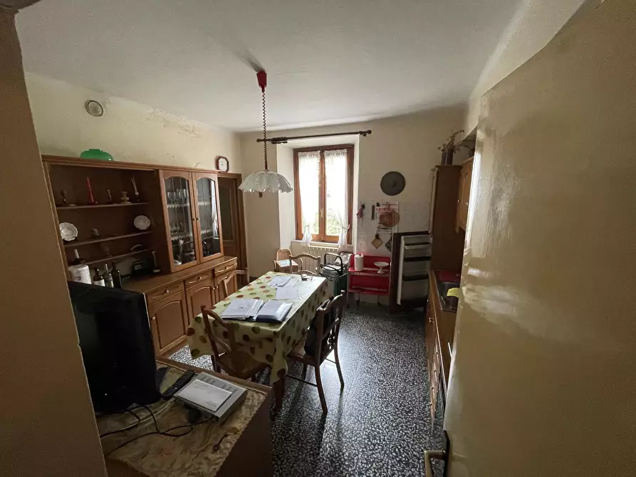 Immagine 59 di Porzione di casa in vendita  a Stazzema