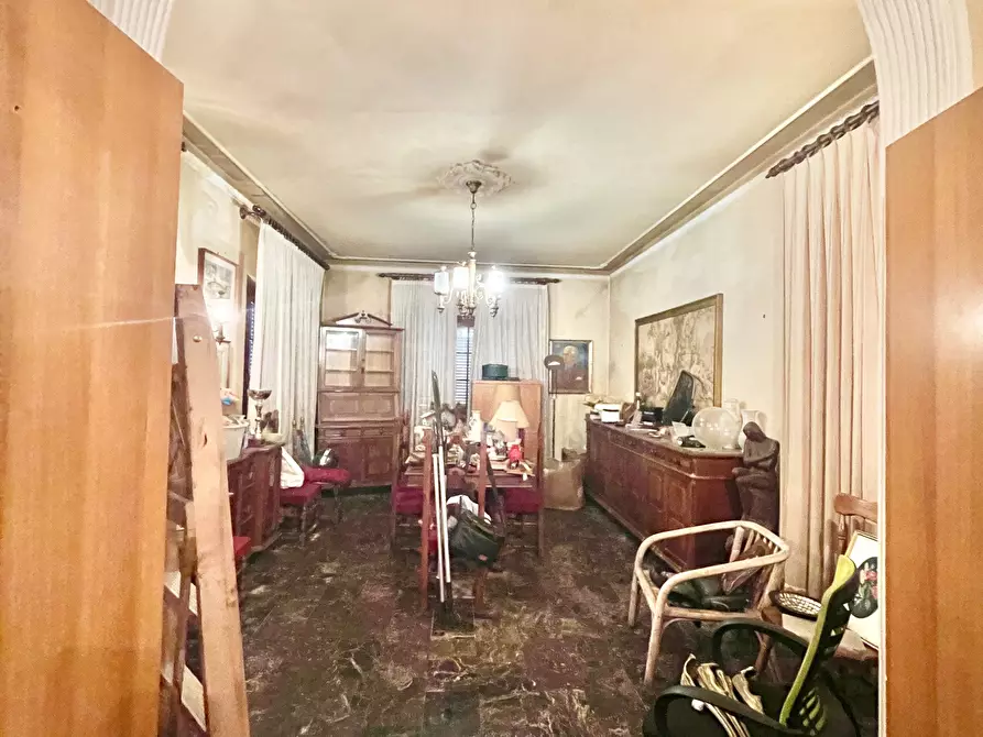 Immagine 19 di Casa indipendente in vendita  a Camaiore