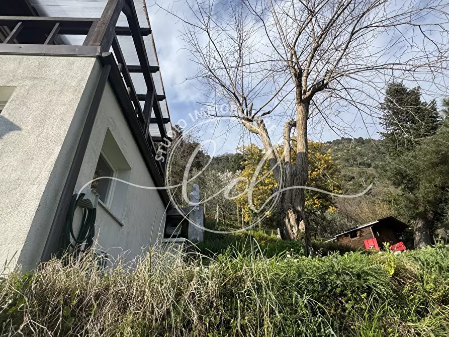 Immagine 10 di Casa indipendente in vendita  a Stazzema