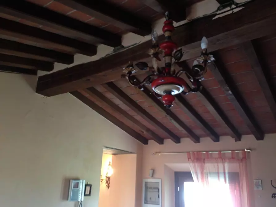 Immagine 44 di Rustico / casale in vendita  a Camaiore