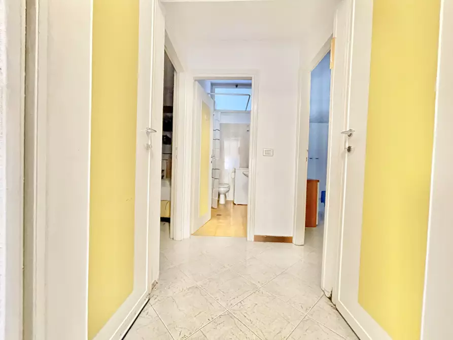 Immagine 18 di Quadrilocale in affitto  a Seravezza