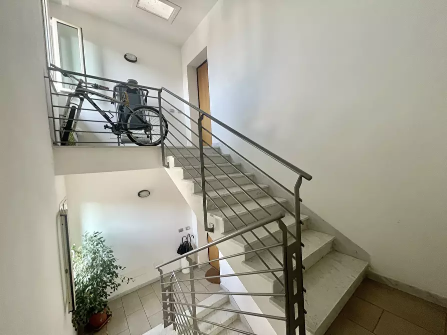 Immagine 39 di Quadrilocale in vendita  a Viareggio