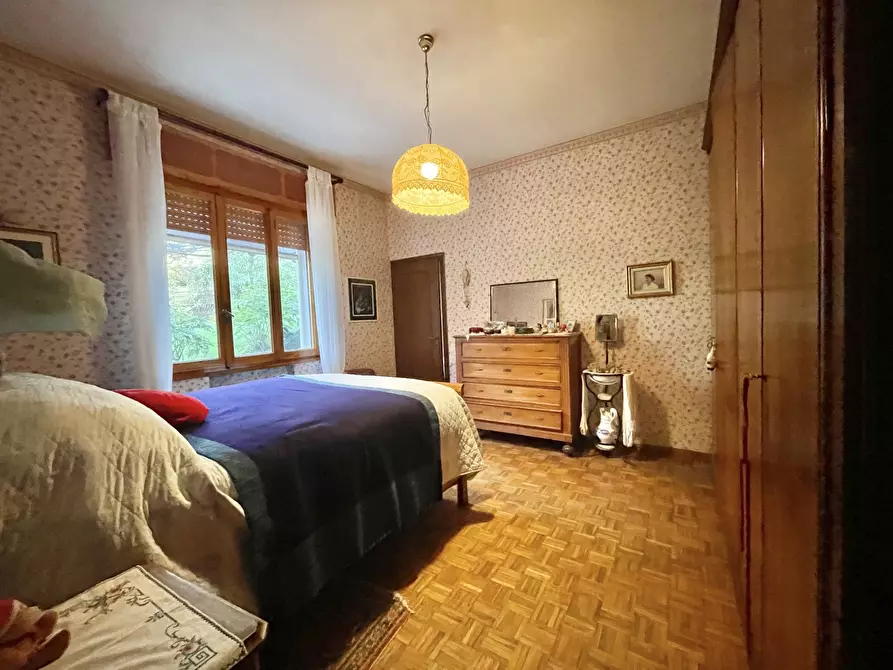 Immagine 97 di Casa indipendente in vendita  a Seravezza