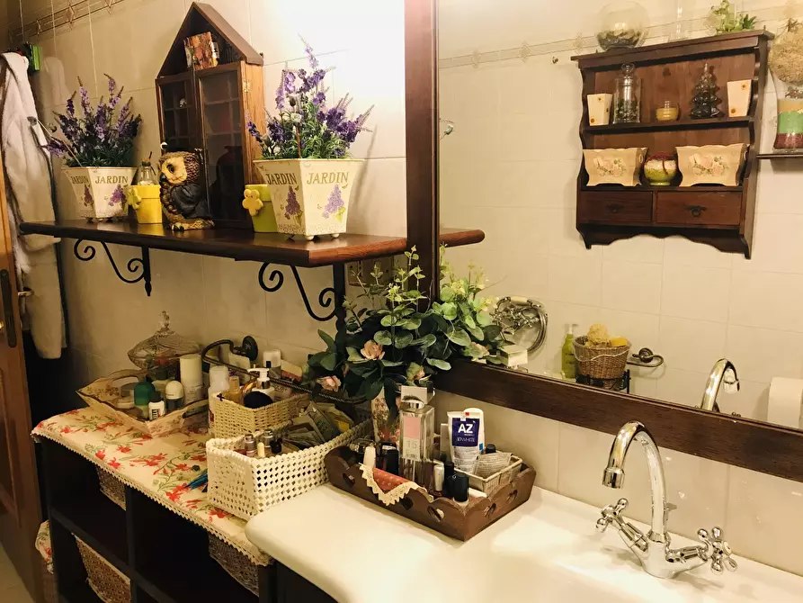 Immagine 16 di Porzione di casa in vendita  a Pietrasanta