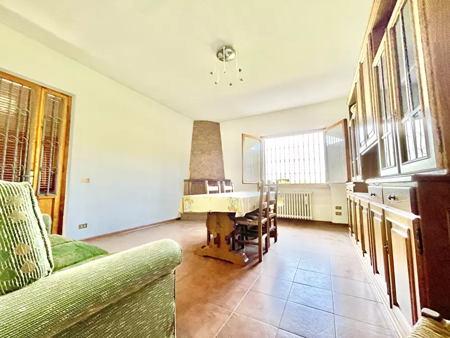 Immagine 18 di Villa in vendita  a Pietrasanta