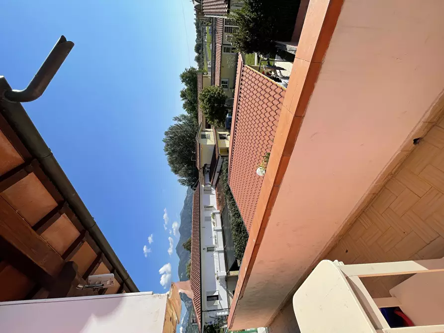 Immagine 32 di Quadrilocale in vendita  a Pietrasanta