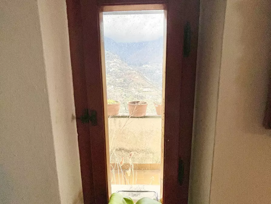 Immagine 41 di Casa indipendente in vendita  a Montignoso