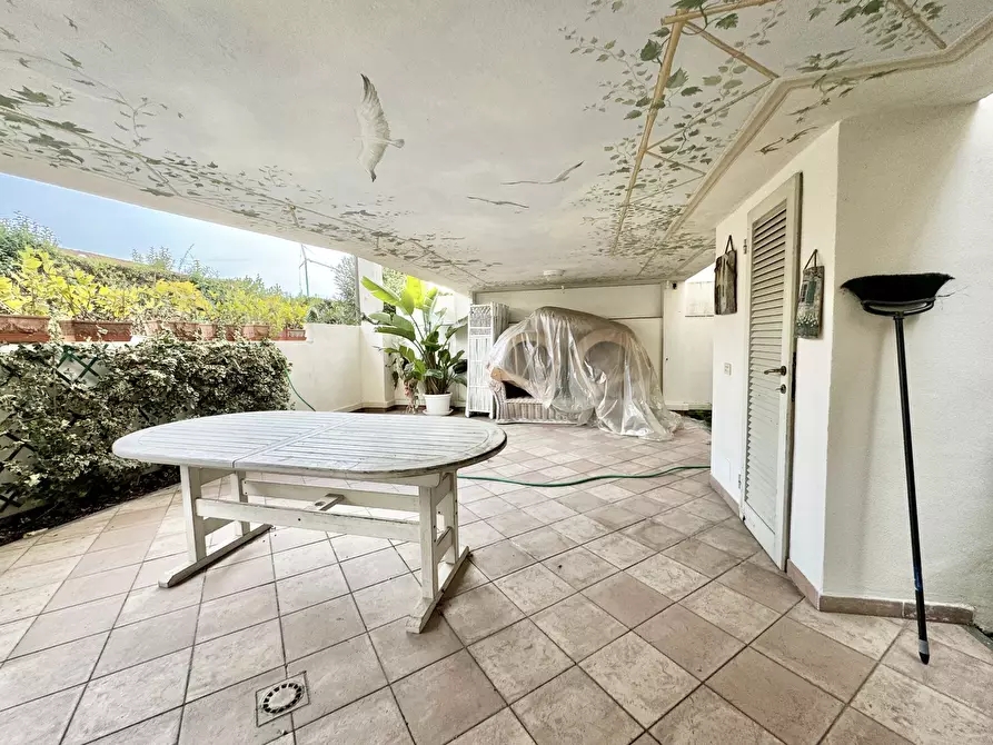 Immagine 10 di Quadrilocale in vendita  a Seravezza