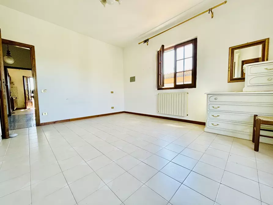 Immagine 16 di Quadrilocale in vendita  a Pietrasanta