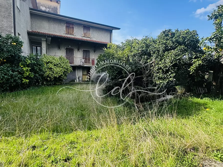 Immagine 34 di Porzione di casa in vendita  a Seravezza