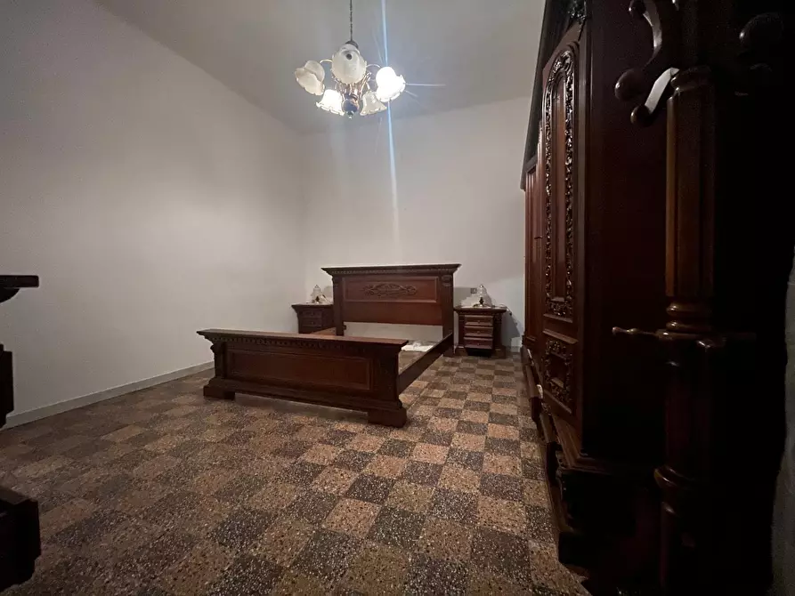 Immagine 47 di Porzione di casa in vendita  a Pietrasanta