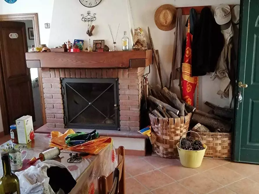 Immagine 34 di Porzione di casa in vendita  a Seravezza
