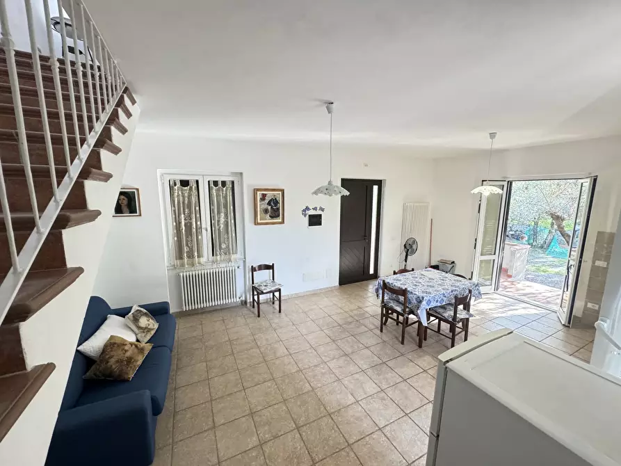 Immagine 17 di Casa indipendente in affitto  a Seravezza