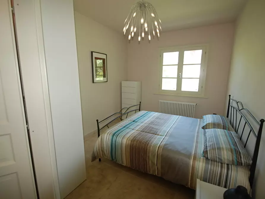 Immagine 73 di Villa in vendita  a Pietrasanta