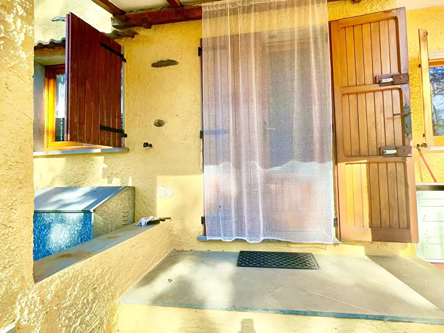 Immagine 32 di Casa bifamiliare in vendita  a Stazzema