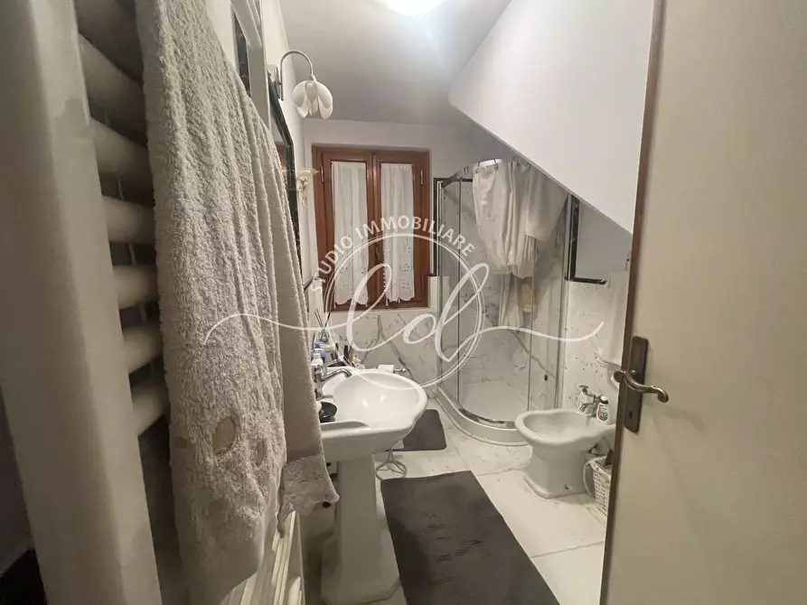 Immagine 49 di Casa indipendente in vendita  a Pietrasanta