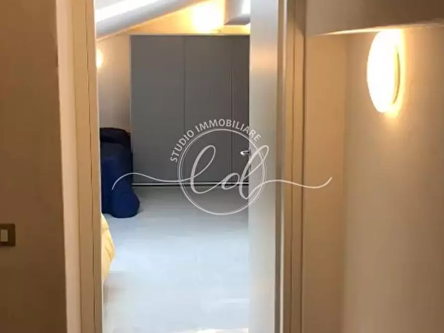 Immagine 16 di Quadrilocale in vendita  a Massa