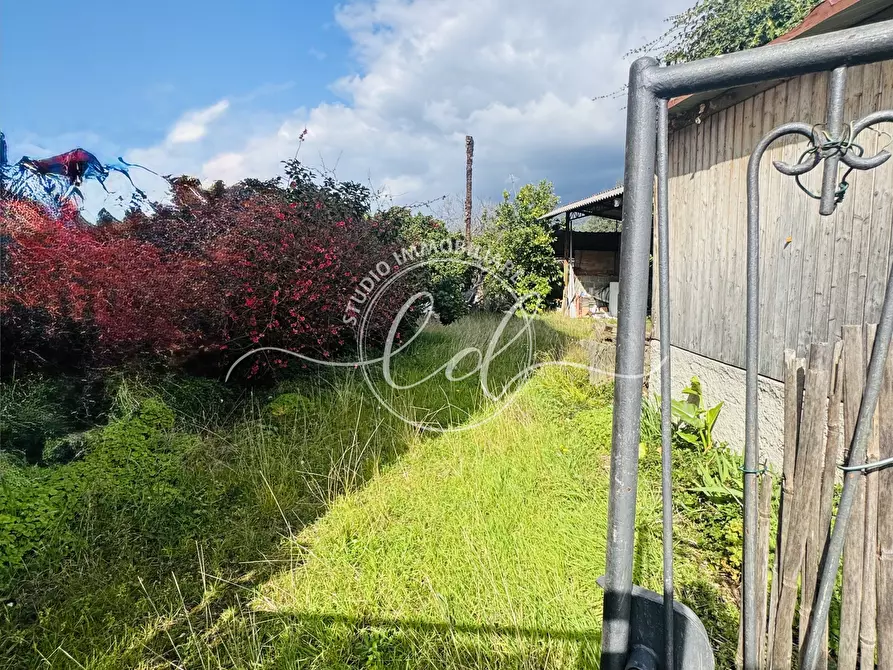 Immagine 39 di Porzione di casa in vendita  a Seravezza