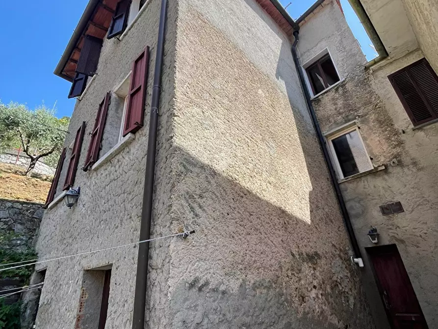 Immagine 32 di Casa semindipendente in vendita  a Stazzema