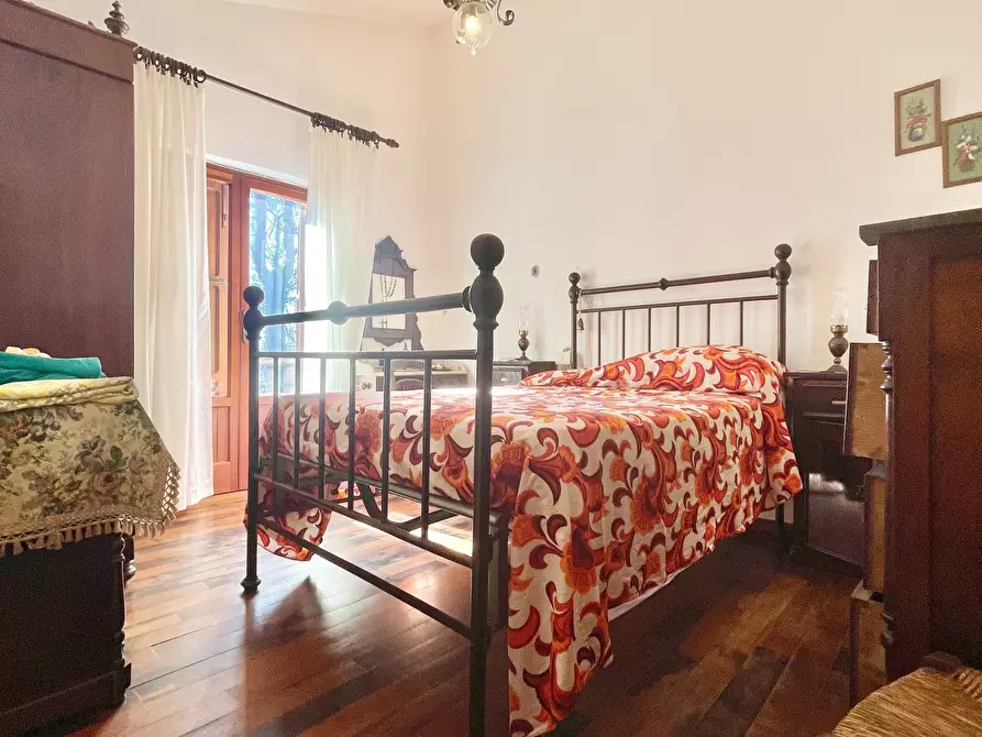 Immagine 23 di Casa bifamiliare in vendita  a Stazzema