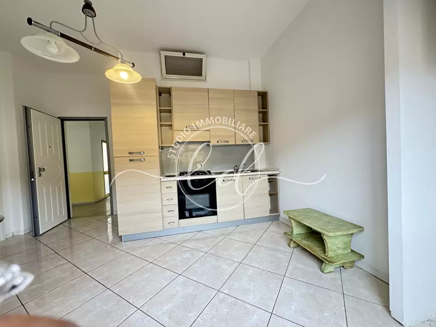 Immagine 5 di Bilocale in vendita  a Pietrasanta