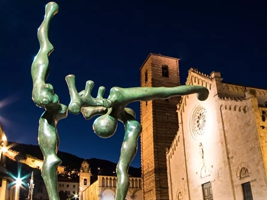 Immagine 3 di Villetta a schiera in vendita  a Pietrasanta