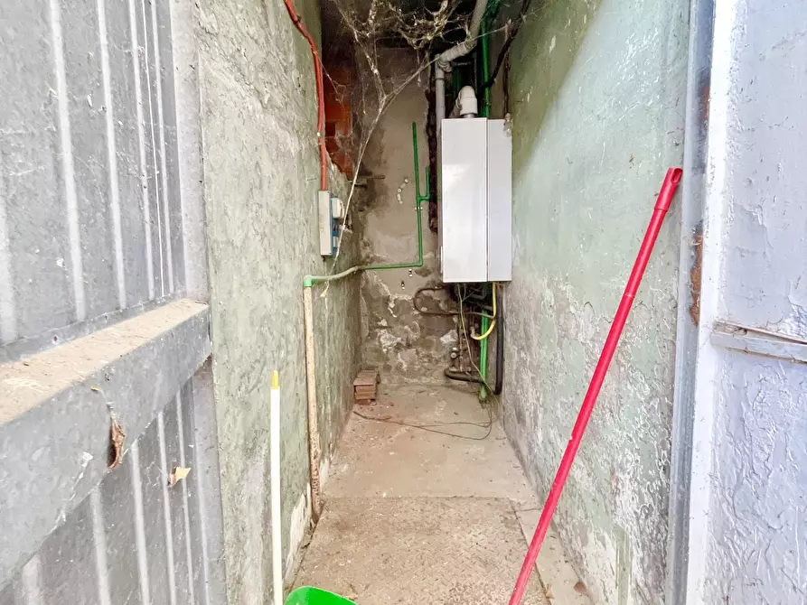 Immagine 48 di Villa in vendita  a Pietrasanta