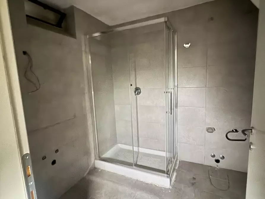 Immagine 47 di Porzione di casa in vendita  a Pietrasanta