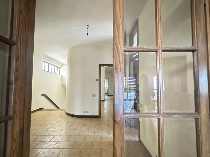 Immagine 27 di Porzione di casa in vendita  a Pietrasanta