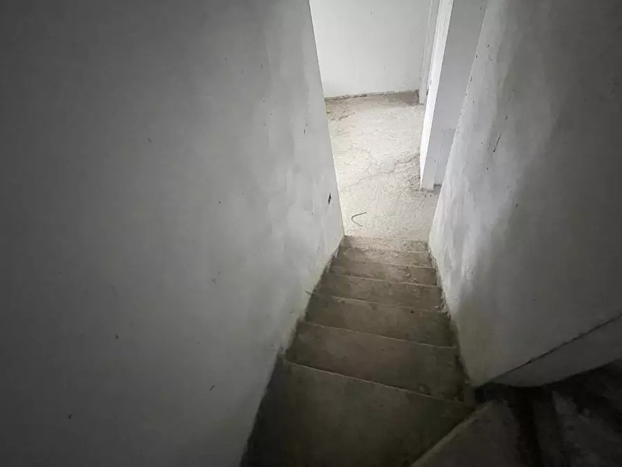 Immagine 27 di Porzione di casa in vendita  a Camaiore