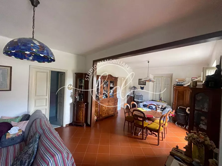 Immagine 18 di Porzione di casa in vendita  a Carrara