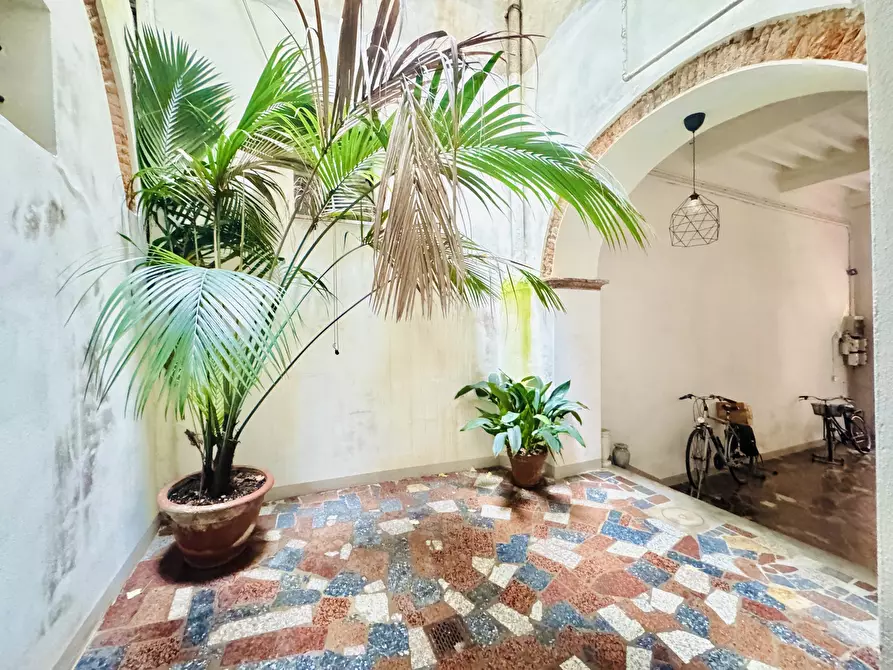 Immagine 35 di Appartamento in vendita  a Pietrasanta