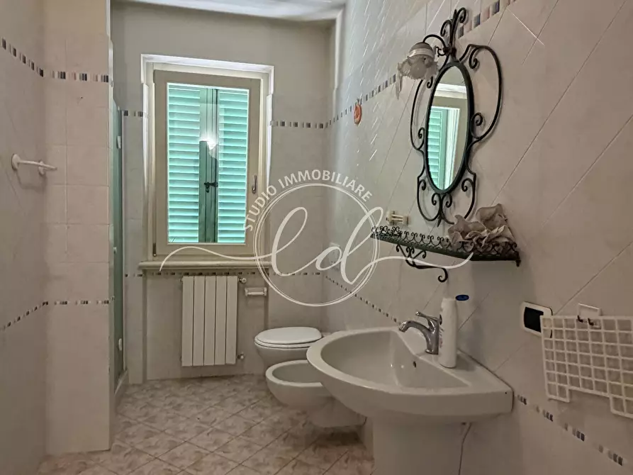 Immagine 42 di Quadrilocale in vendita  a Camaiore