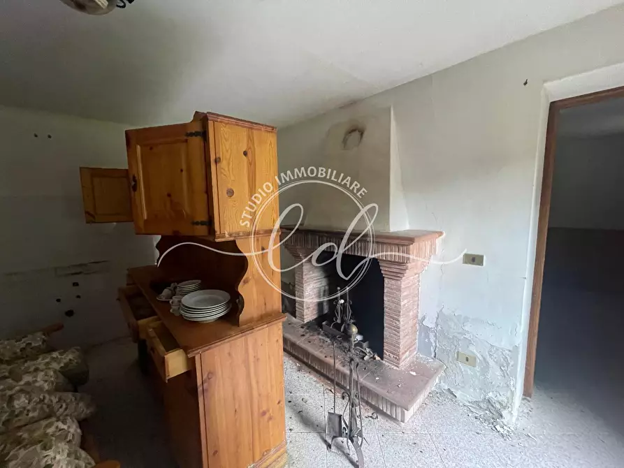 Immagine 37 di Porzione di casa in vendita  a Camaiore