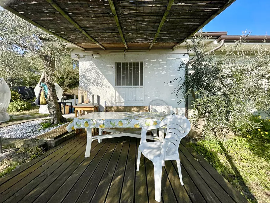 Immagine 12 di Baita in vendita  a Pietrasanta