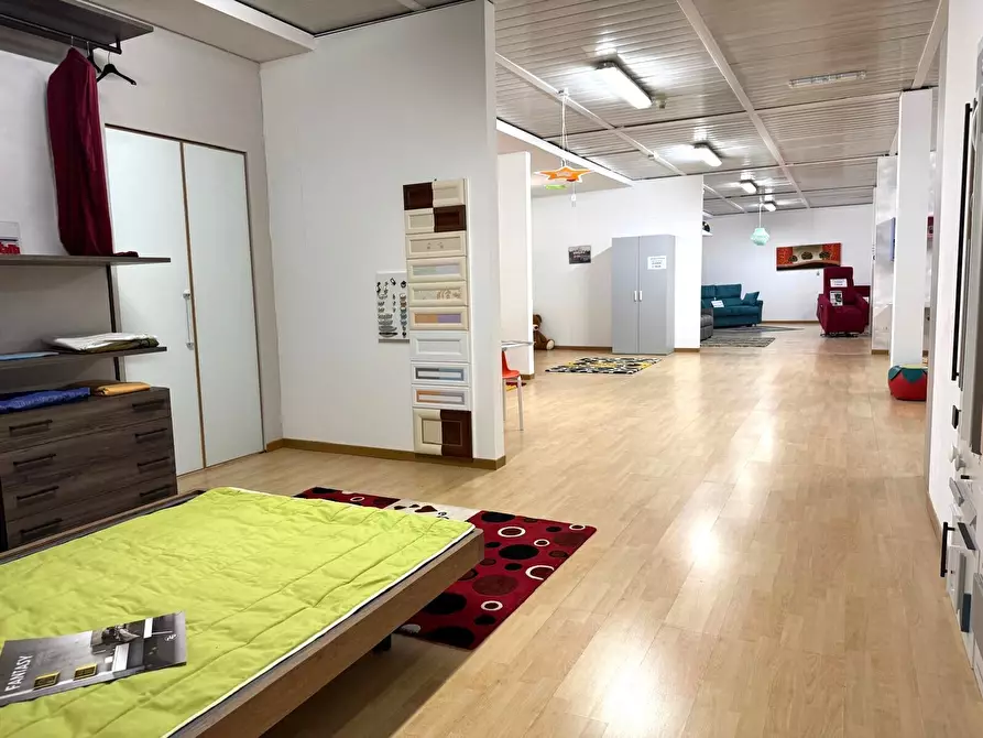 Immagine 9 di Capannone industriale in vendita  in Via Aldo Moro a Valmontone