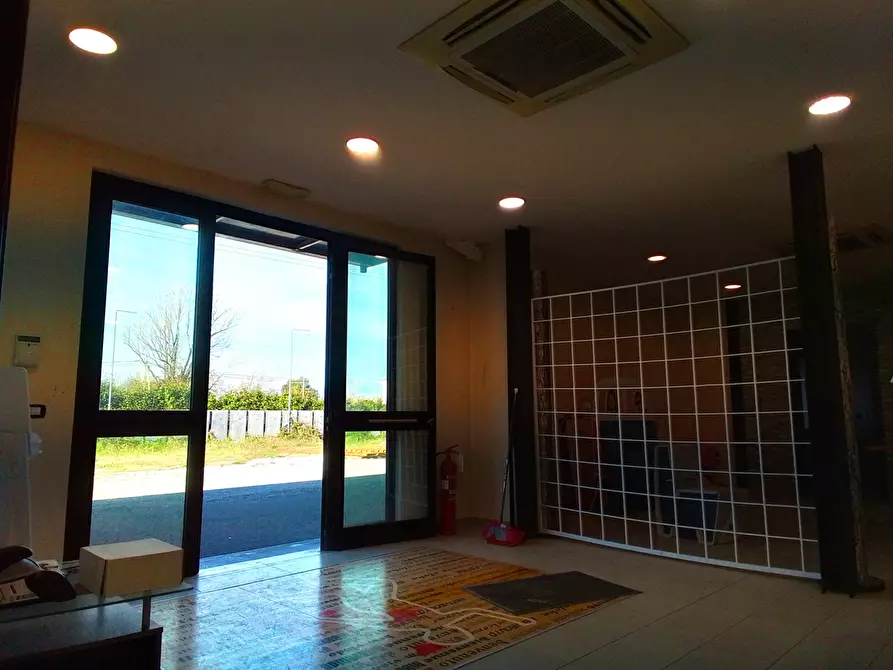 Immagine 8 di Attività artigianale in vendita  in Via ASI a Frosinone