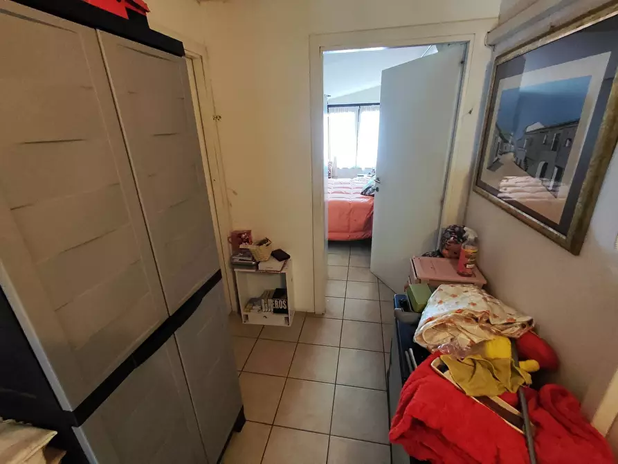 Immagine 12 di Trilocale in vendita  in Via Daniele Manin 3 a Guidonia Montecelio