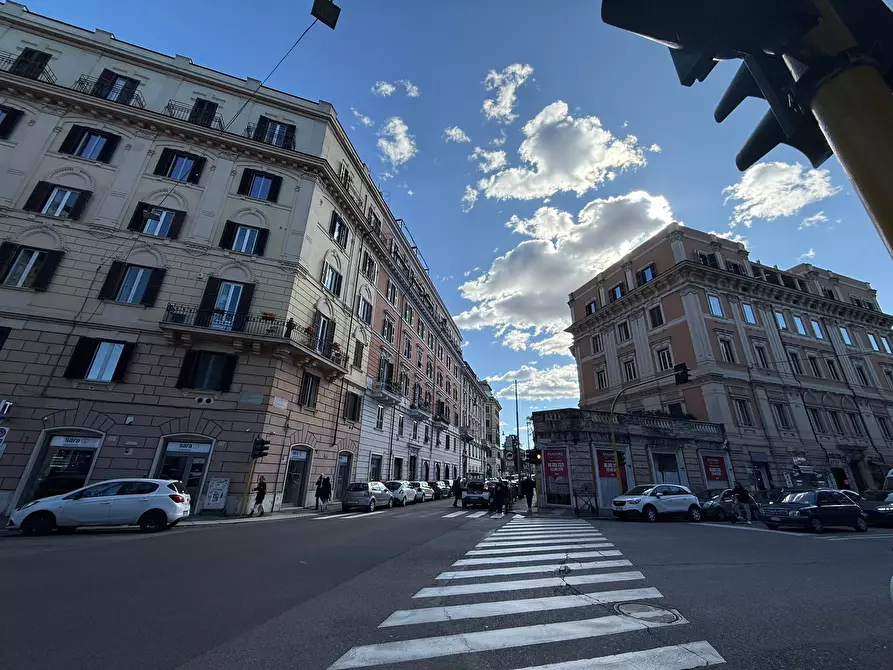 Immagine 2 di Trilocale in vendita  in Via Salaria 126 a Roma