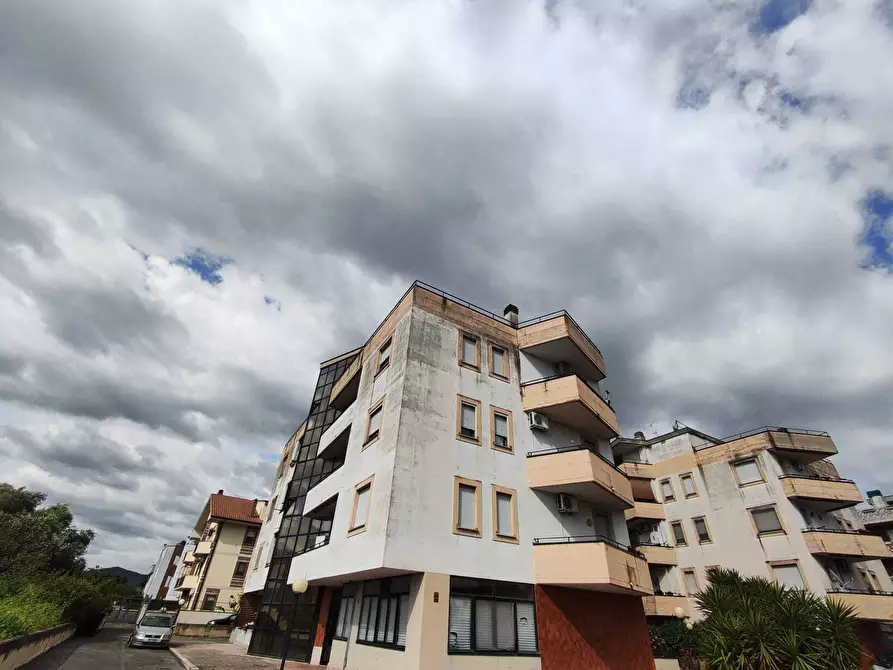 Immagine 3 di Trilocale in vendita  in Via Ottaviano a Guidonia Montecelio