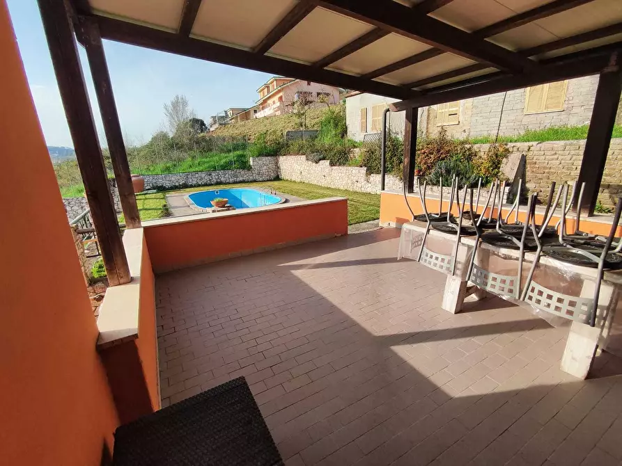 Immagine 21 di Villa in vendita  in VIA GIOTTO 2 a Guidonia Montecelio