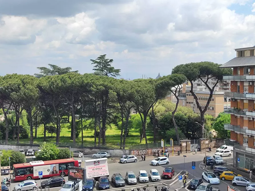 Immagine 5 di Quadrilocale in vendita  in Circonvallazione Aurelia 129 a Roma