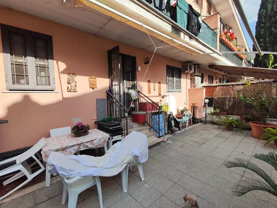 Immagine 6 di Trilocale in vendita  in Via Giuseppe Garibaldi 208 a Guidonia Montecelio