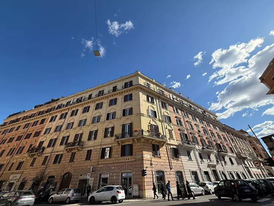 Immagine 1 di Trilocale in vendita  in Via Salaria 126 a Roma